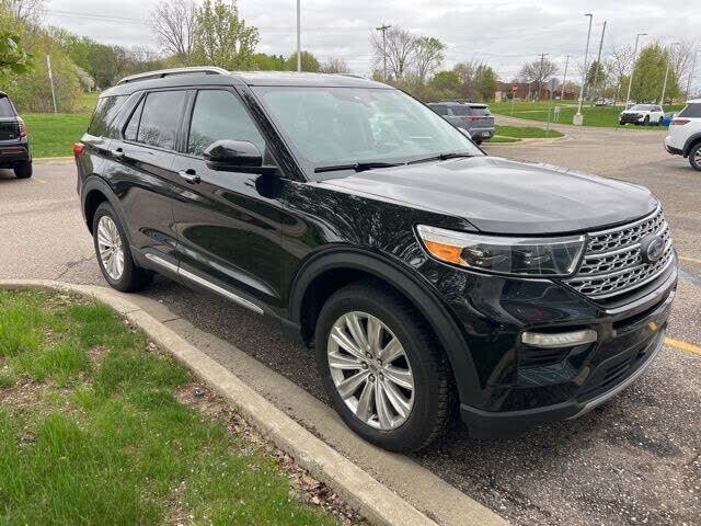 2021 FORD Explorer
