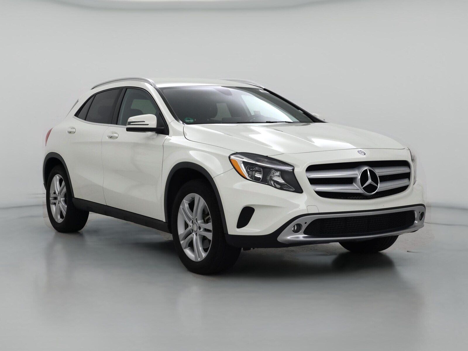 2017 MERCEDES-BENZ GLA-Class