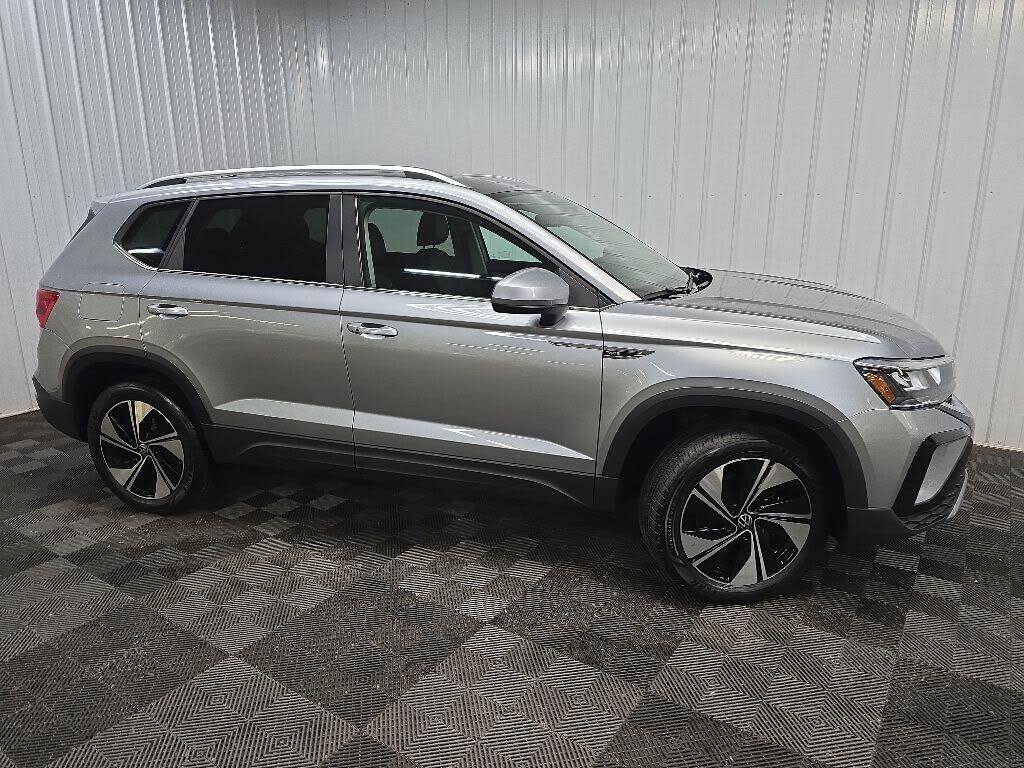 2023 VOLKSWAGEN Taos 4Motion