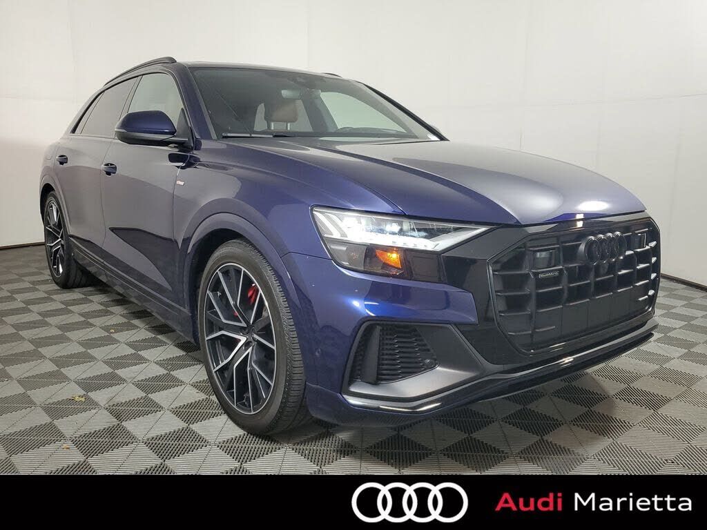 2023 AUDI Q8