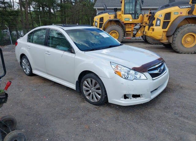 2010 SUBARU Legacy