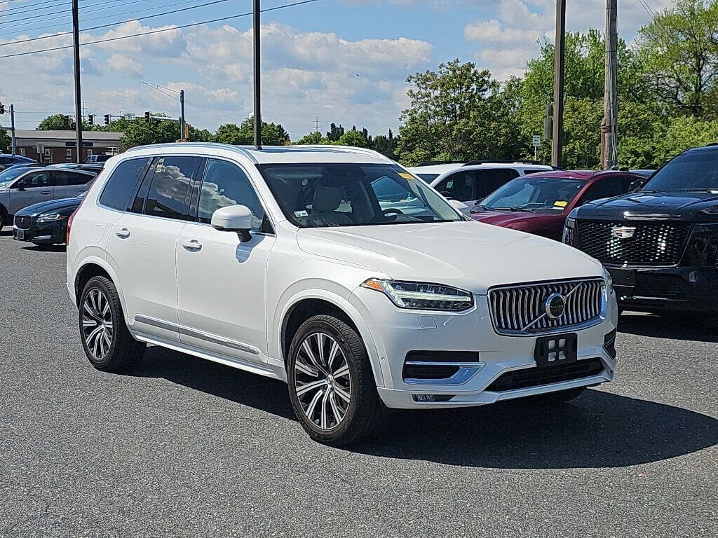 2020 VOLVO XC90