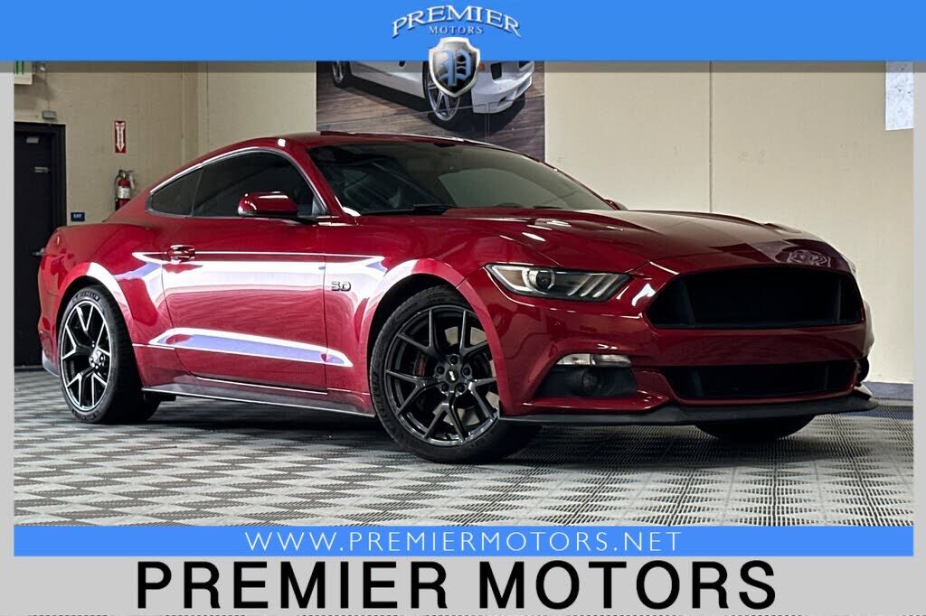 2017 FORD Mustang