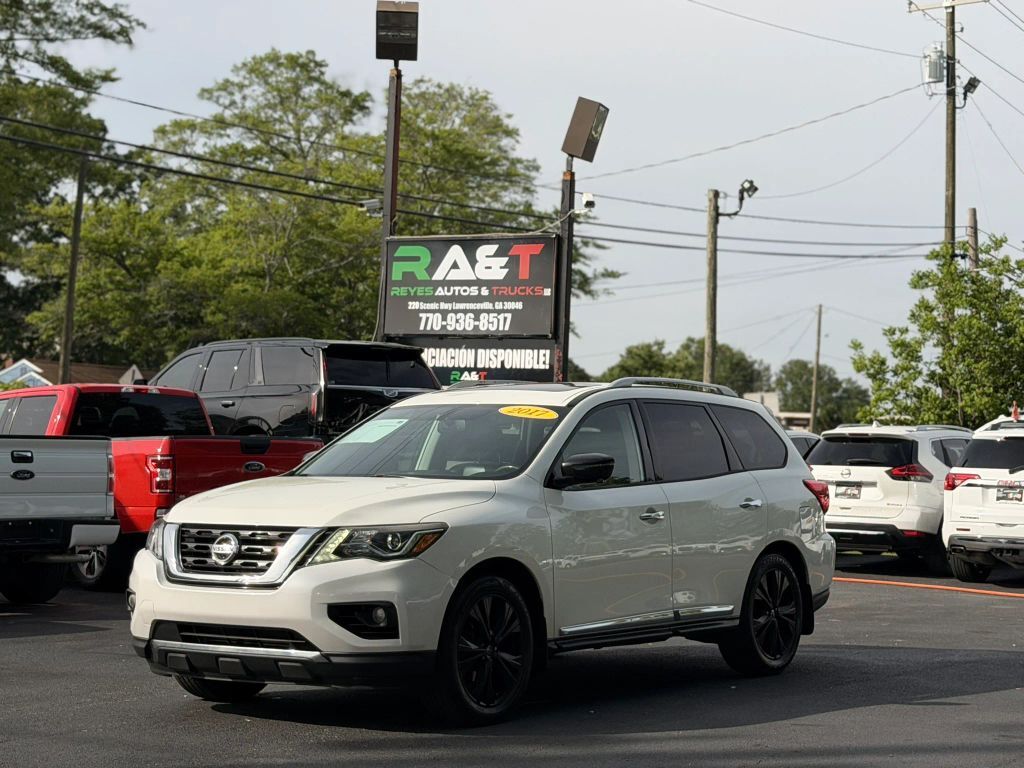 2017 NISSAN Pathfinder