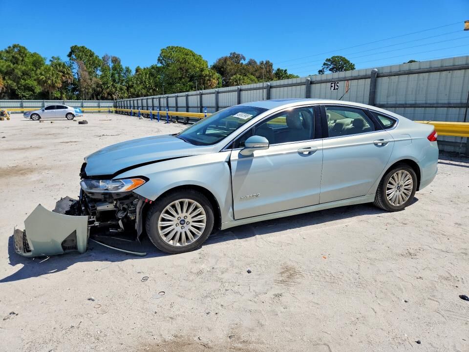 2013 FORD Fusion