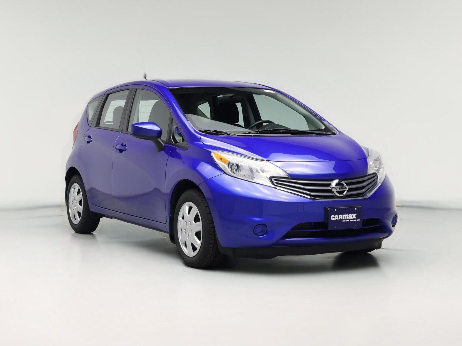 2015 NISSAN Versa
