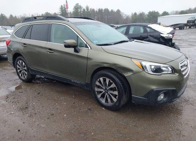 2015 SUBARU Outback