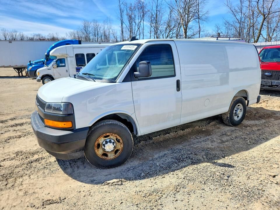 2025 CHEVROLET Express