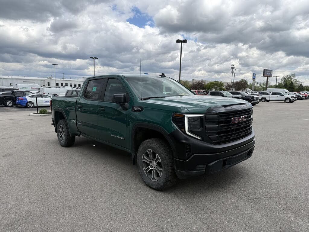 2024 GMC Sierra