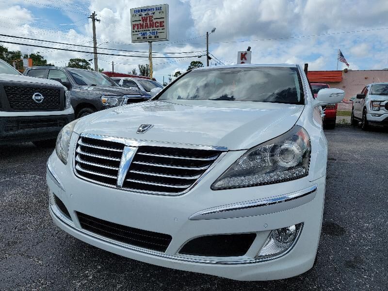 2013 HYUNDAI Equus