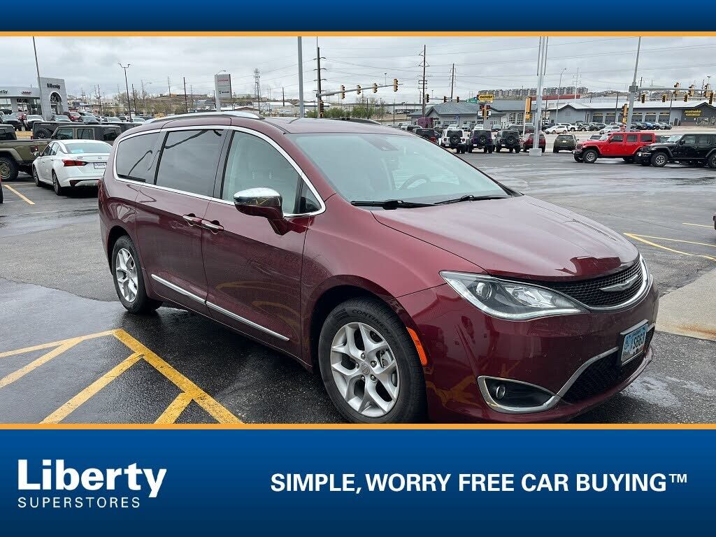 2020 CHRYSLER Pacifica