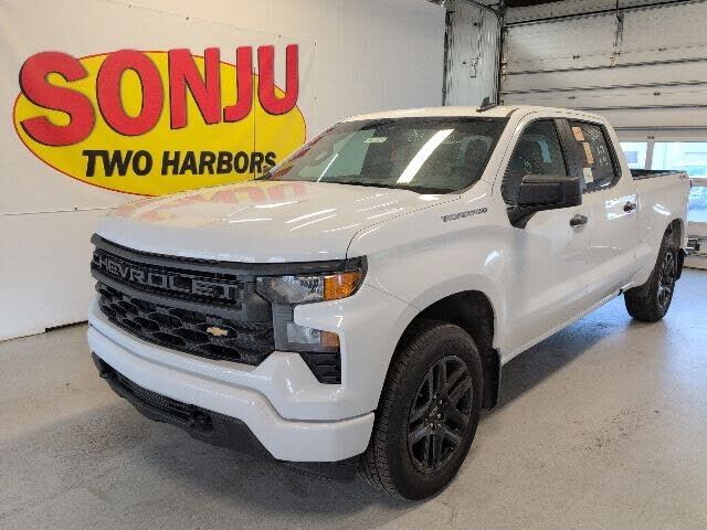 2024 CHEVROLET Silverado