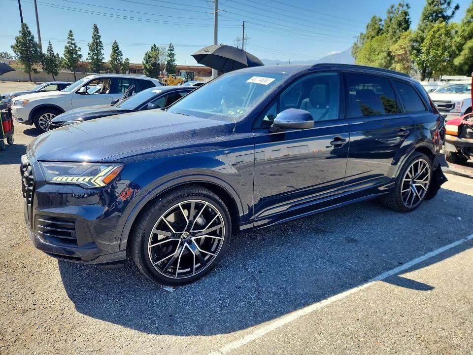 2023 AUDI Q7