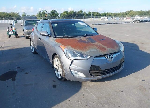 2015 HYUNDAI Veloster