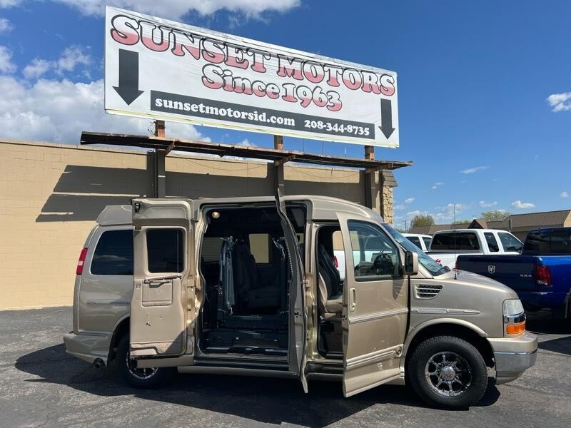 2010 CHEVROLET Express