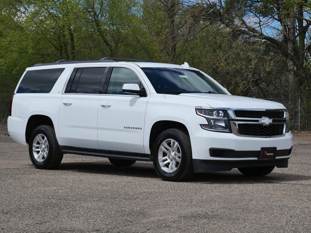 2017 CHEVROLET Suburban