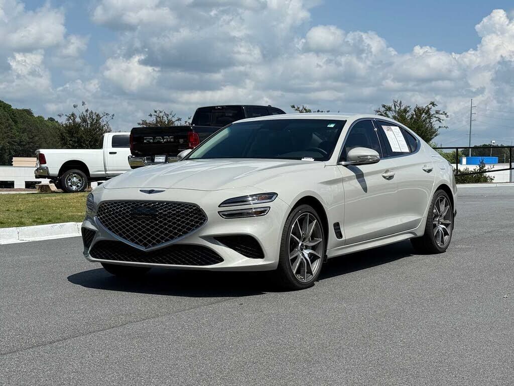 2025 GENESIS G70