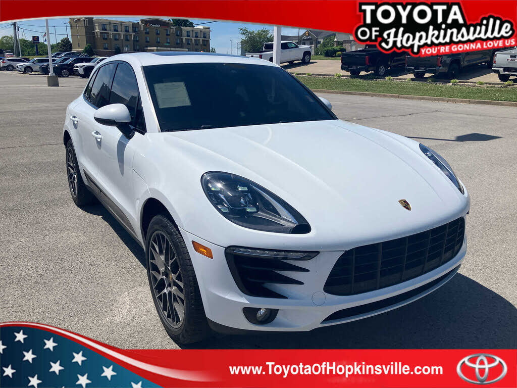 2018 PORSCHE Macan