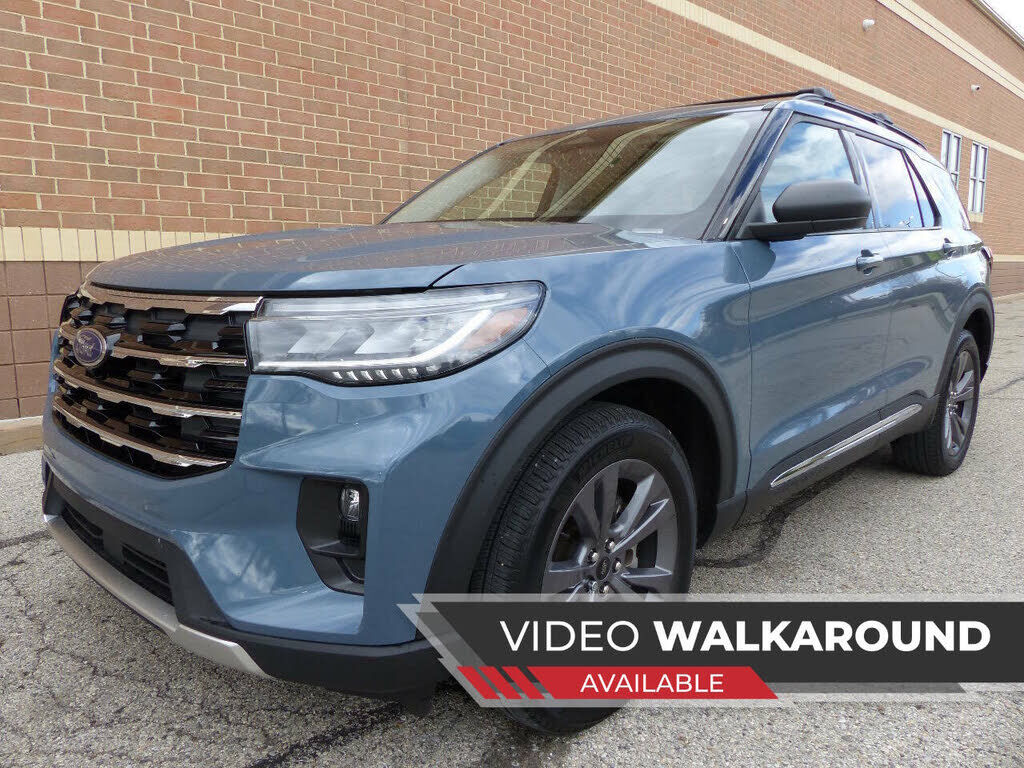 2025 FORD Explorer