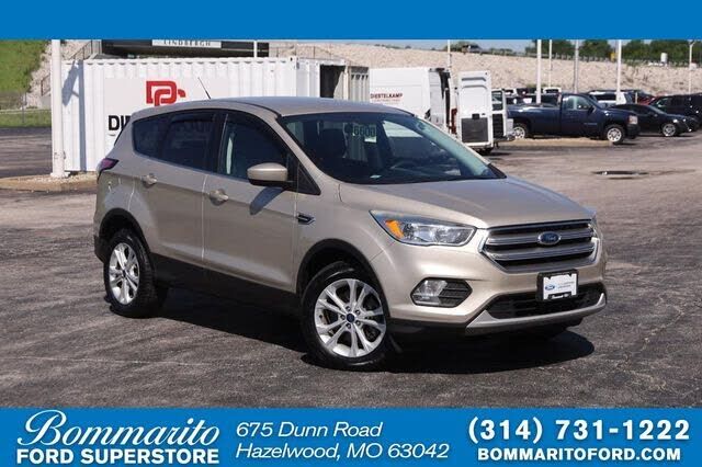 2017 FORD Escape