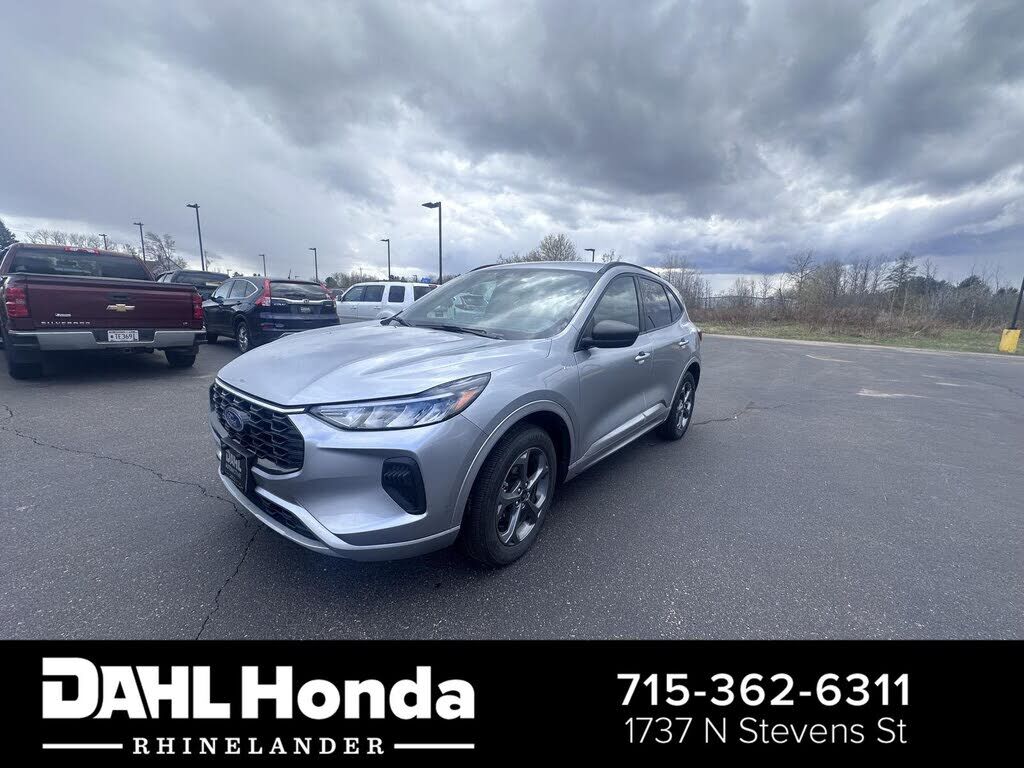 2024 FORD Escape