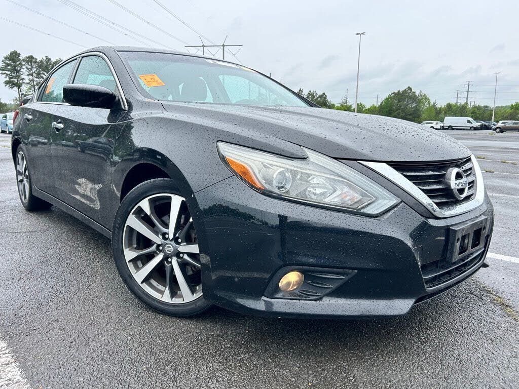 2017 NISSAN Altima