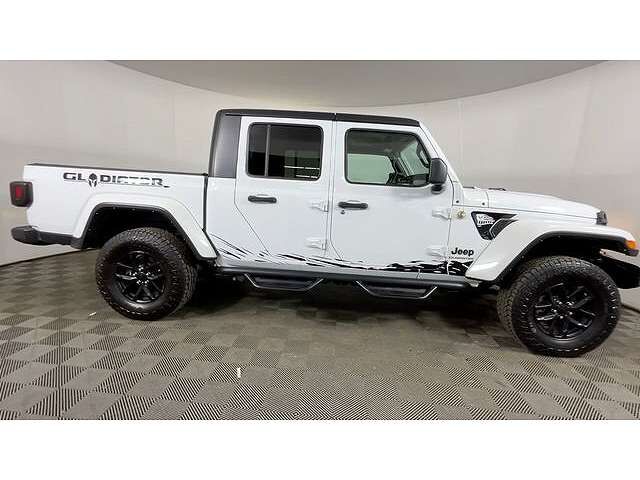 2022 JEEP Gladiator