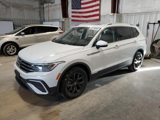 2024 VOLKSWAGEN Tiguan 4Motion