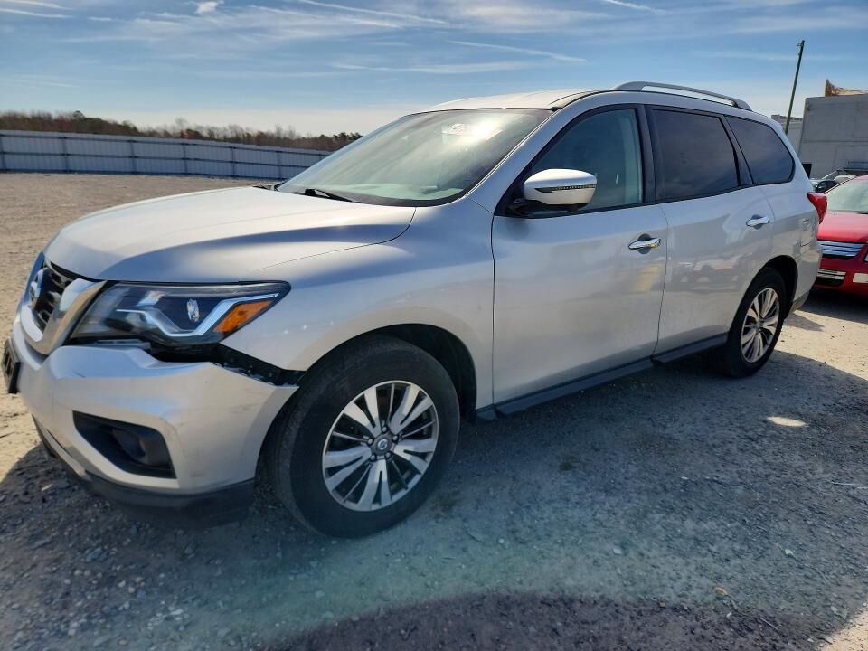 2020 NISSAN Pathfinder