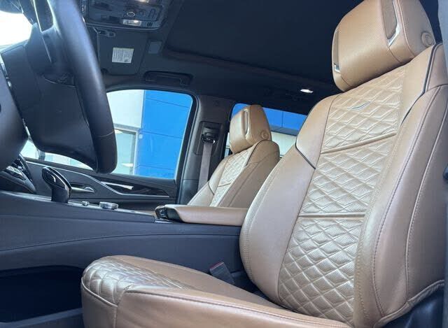 2021 CADILLAC Escalade