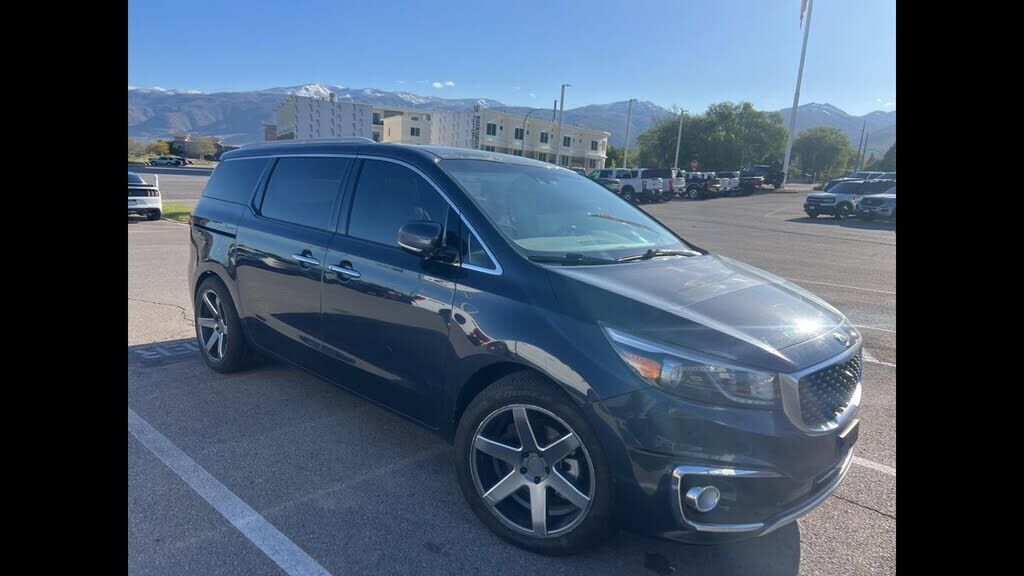 2015 KIA Sedona
