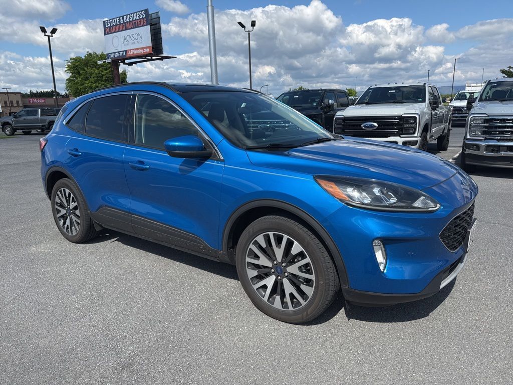 2020 FORD Escape