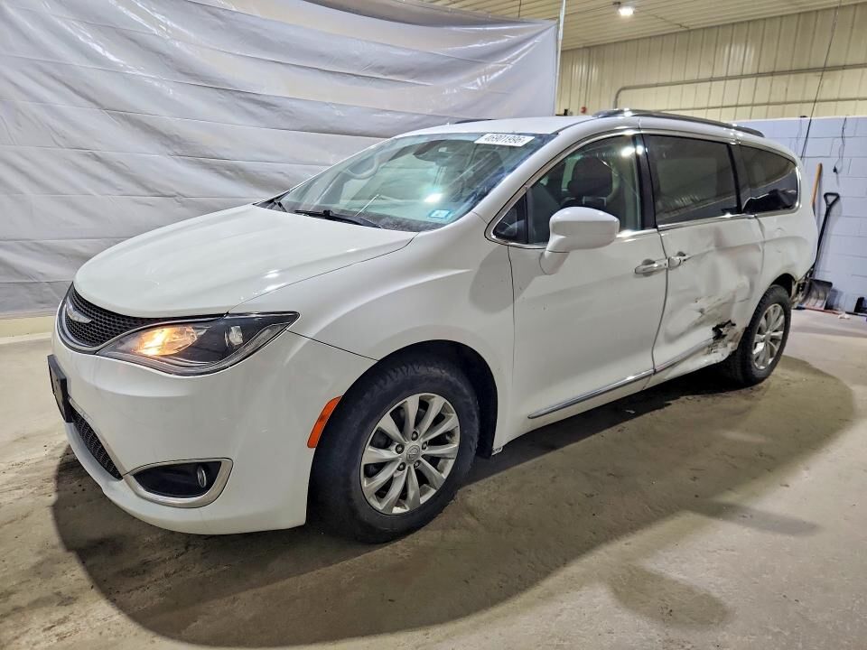 2018 CHRYSLER Pacifica