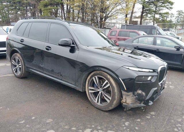 2024 BMW X7
