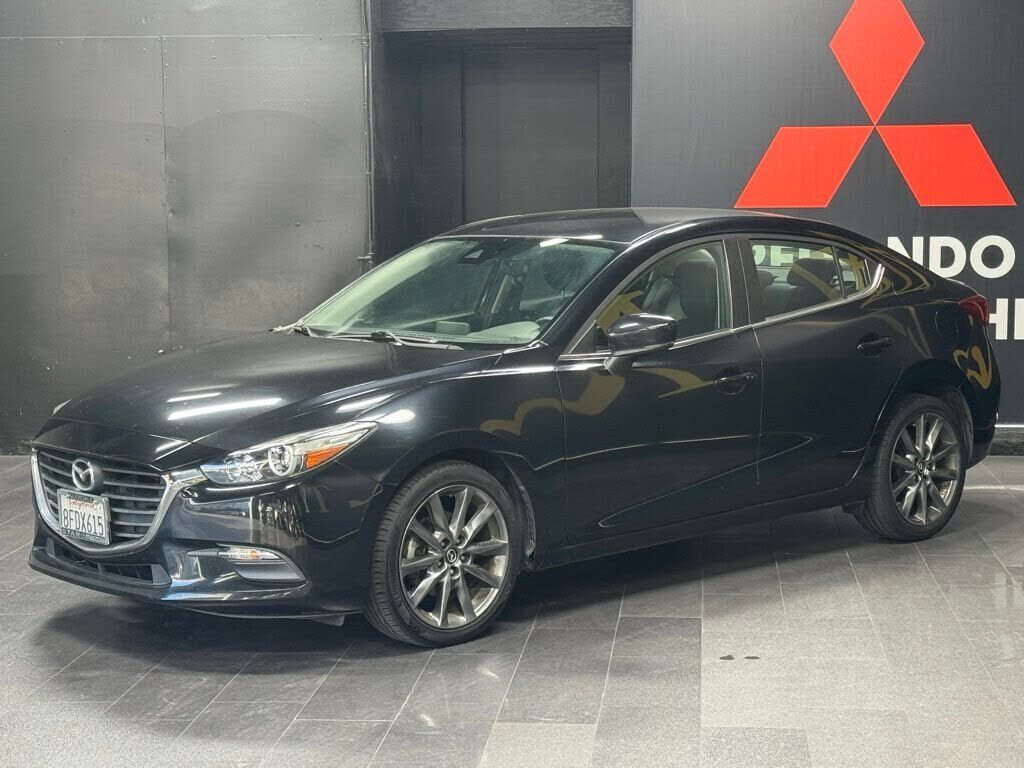 2018 MAZDA Mazda3
