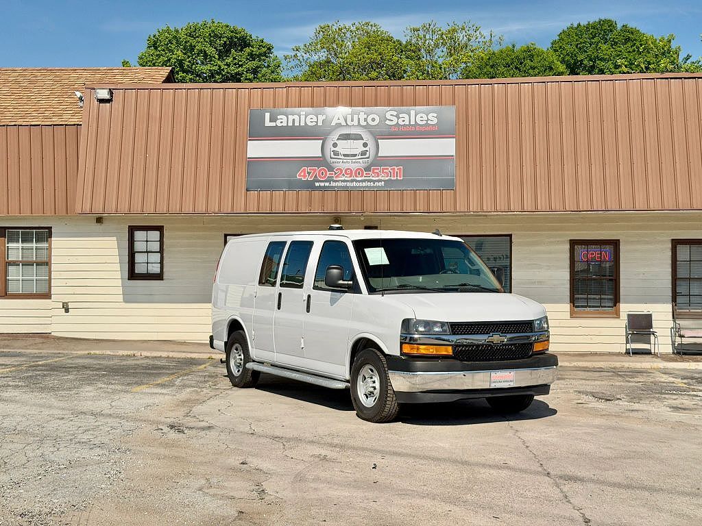 2020 CHEVROLET Express