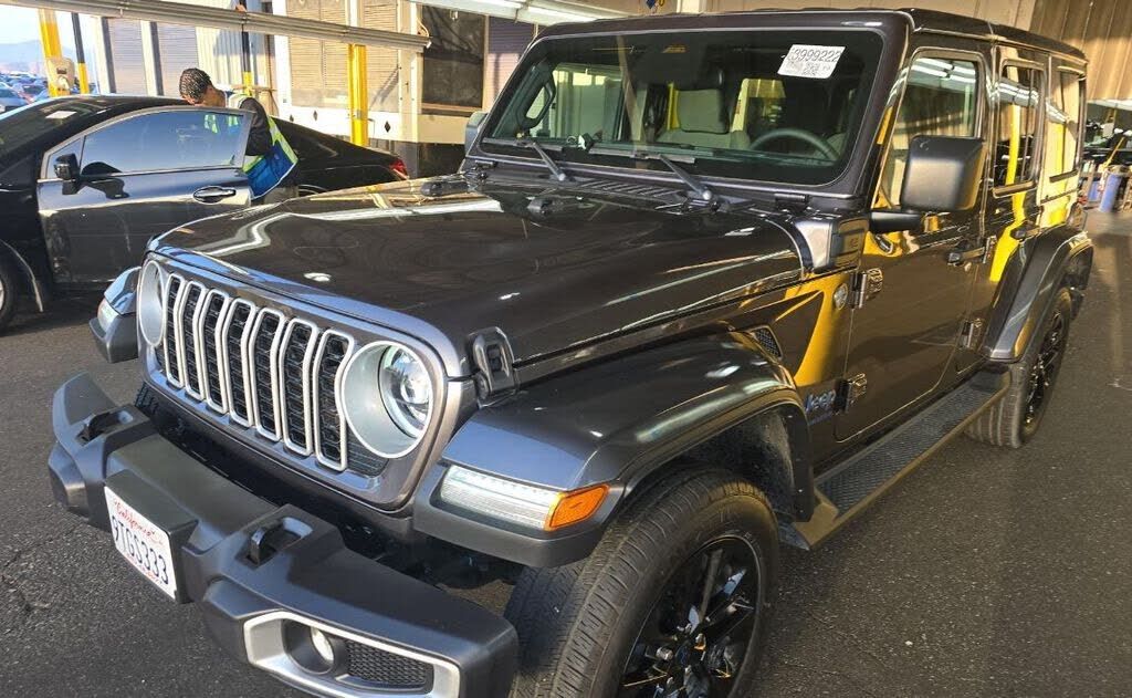 2025 JEEP Wrangler