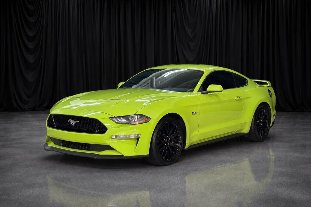 2020 FORD Mustang