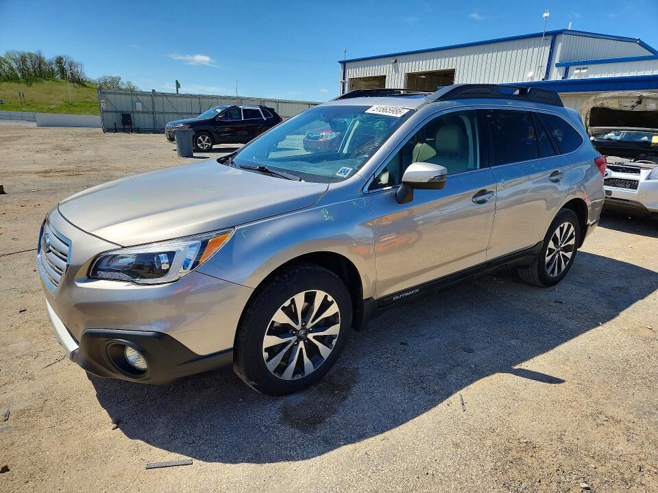 2015 SUBARU Outback