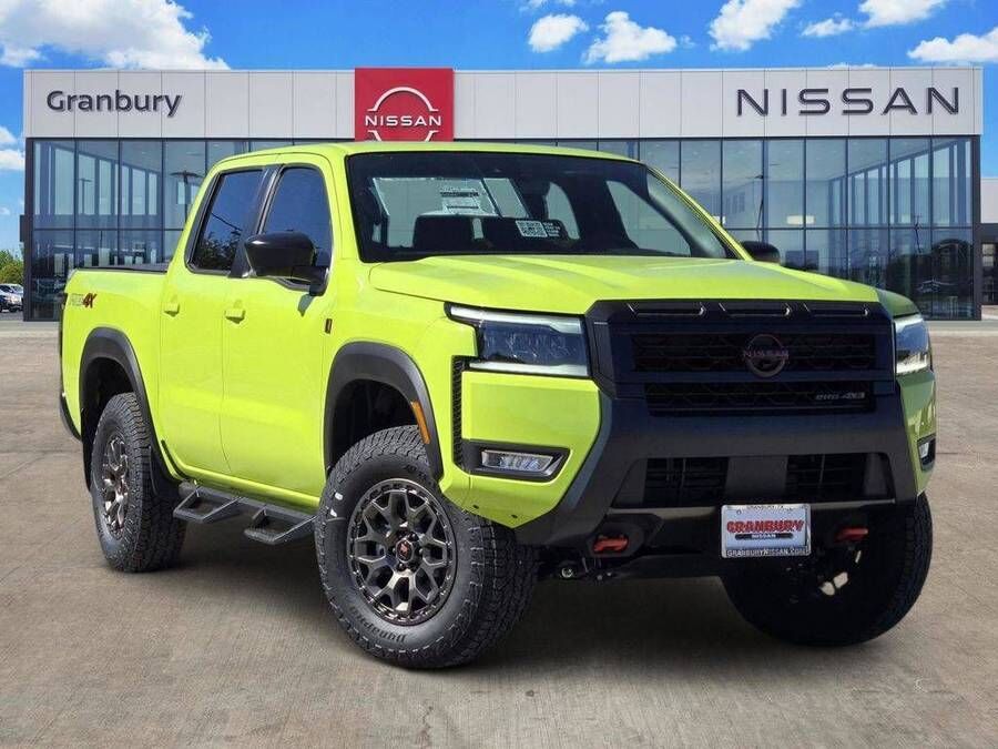 2026 NISSAN Frontier