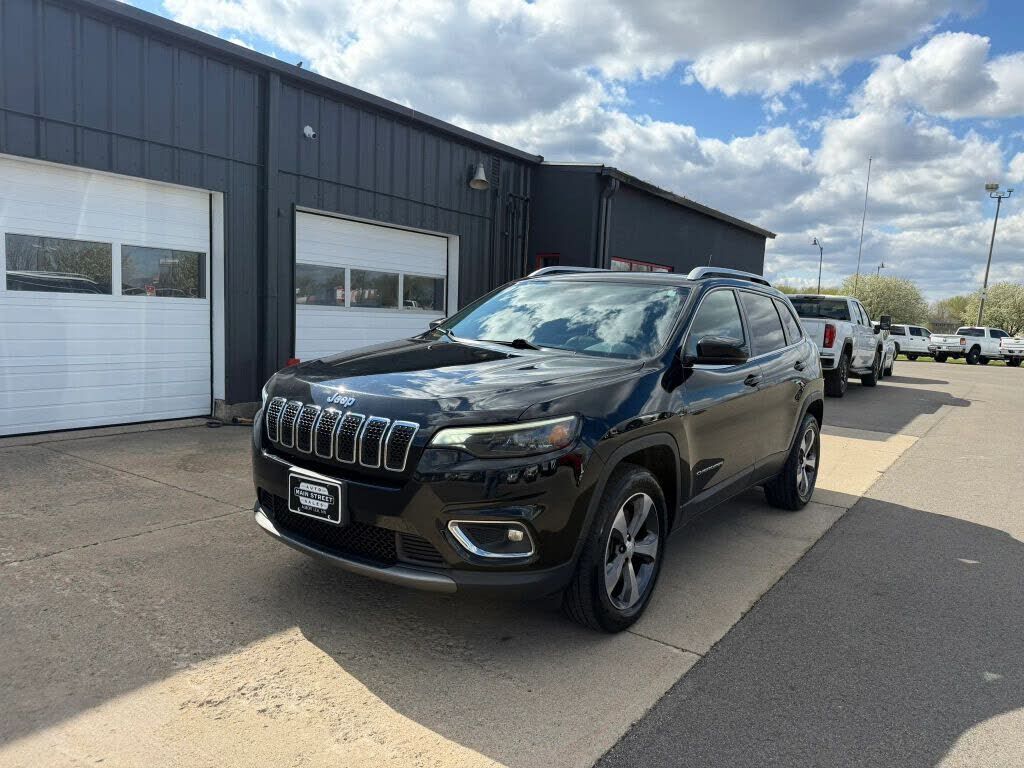 2020 JEEP Cherokee