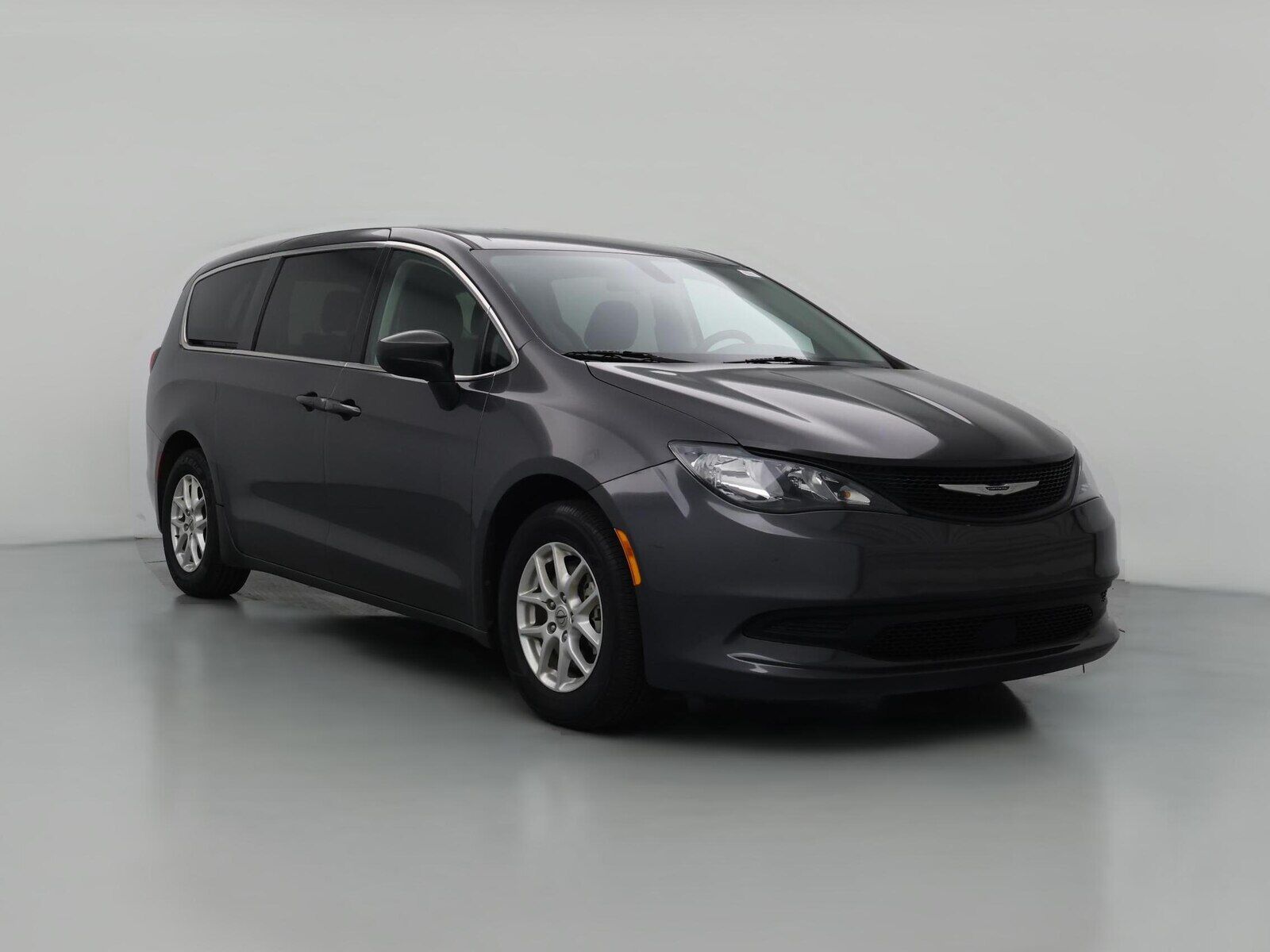 2022 CHRYSLER Voyager