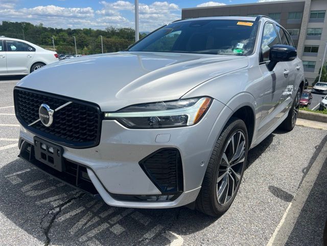 2023 VOLVO XC60