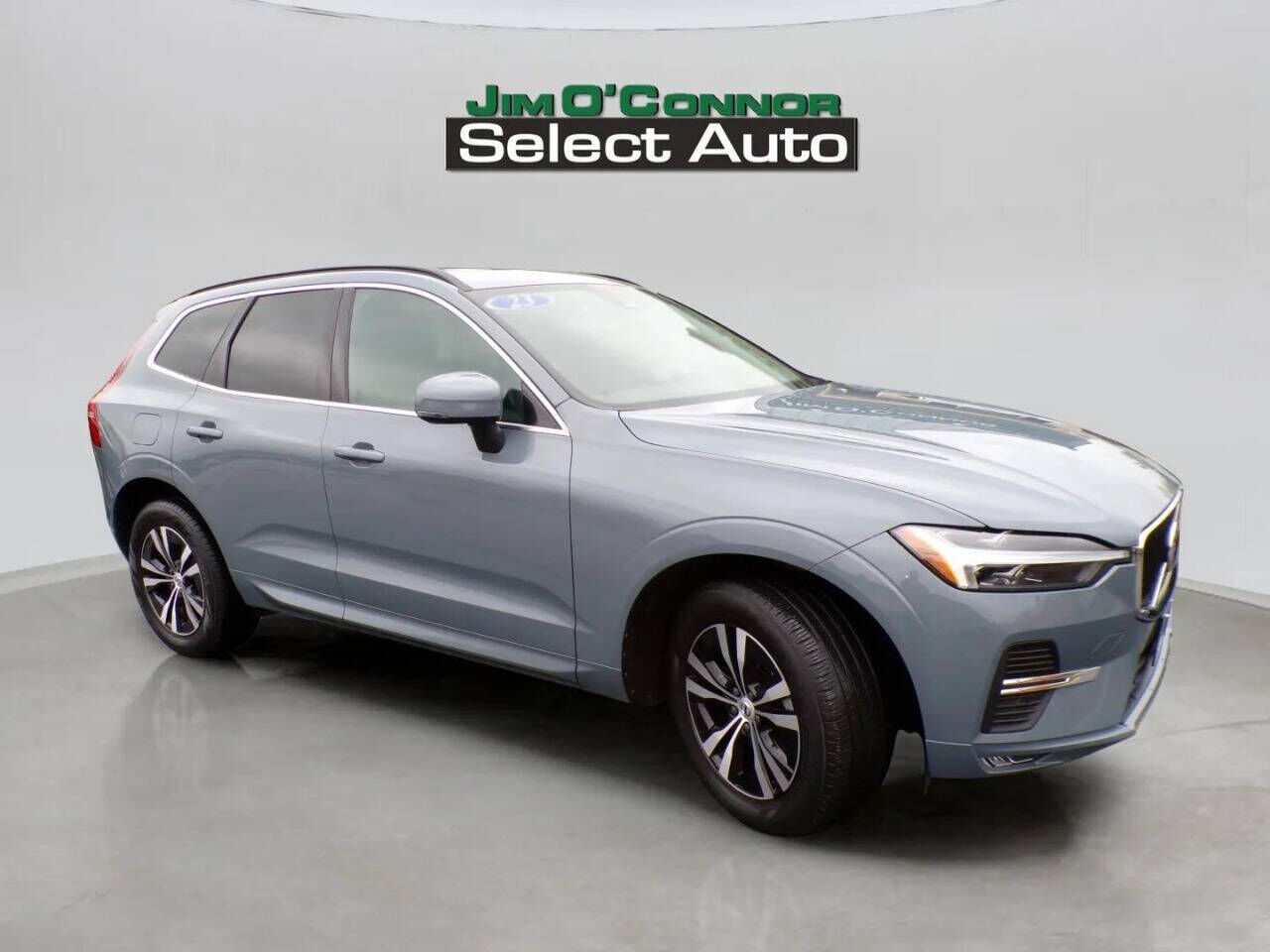 2023 VOLVO XC60
