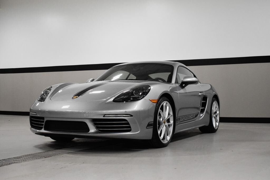 2025 PORSCHE 718