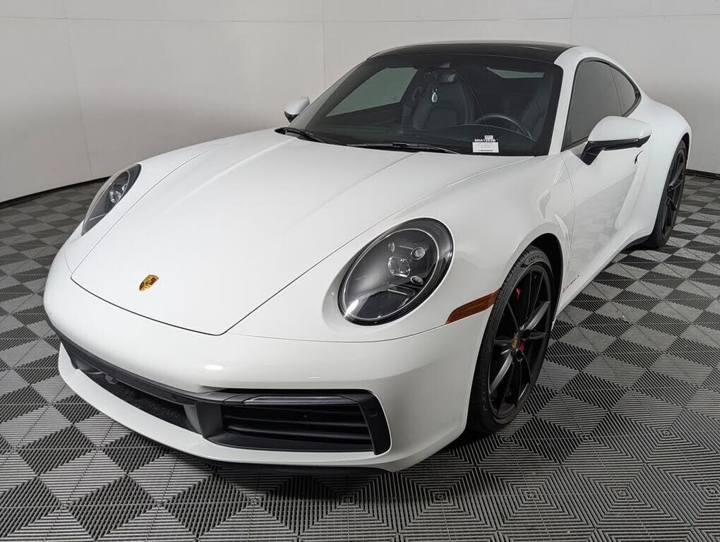 2022 PORSCHE 911
