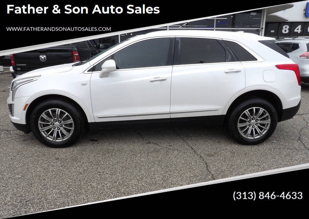 2017 CADILLAC XT5