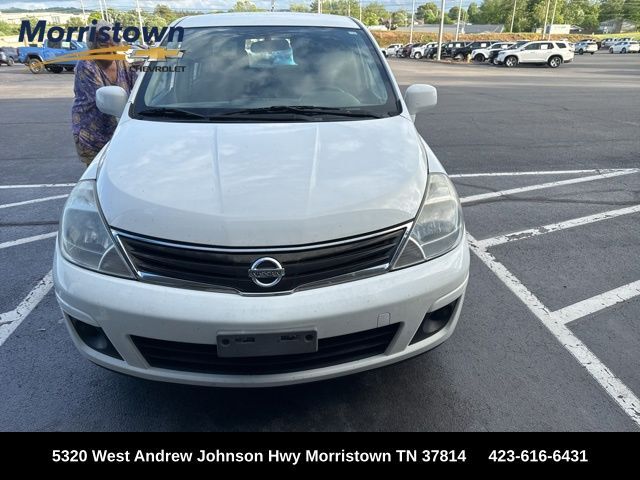 2011 NISSAN Versa