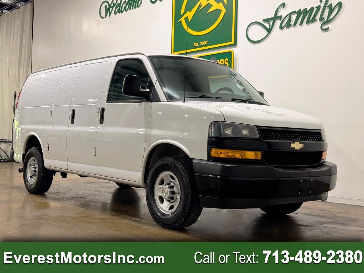 2020 CHEVROLET Express