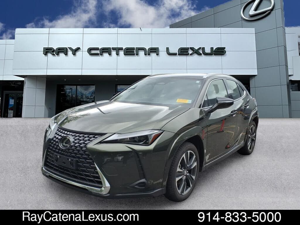 2025 LEXUS UX